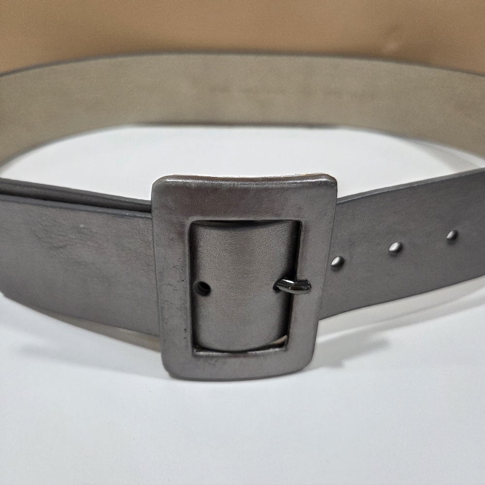 Calvin Klein Platinum Color Wide Leather Belt - Picture 4 of 7